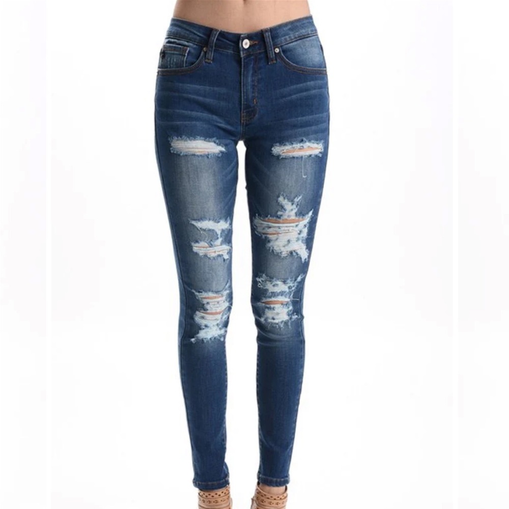 KanCan Distressed Skinny Jeans Size 27